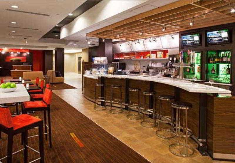 Courtyard By Marriott 3*