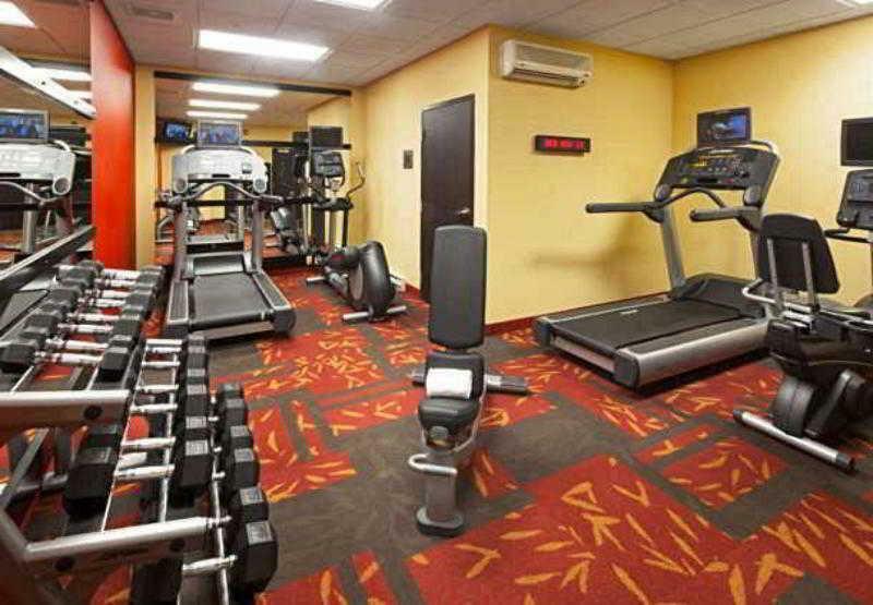 Courtyard By Marriott 3*